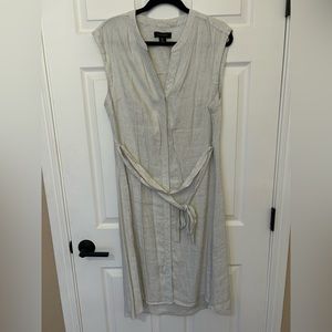 EUC Tahari Linen Blend Button Down White Black Sleeveless Dress. Size 14